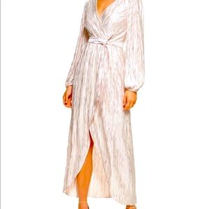 Size 14 gorgeous shimmer high low guess dress